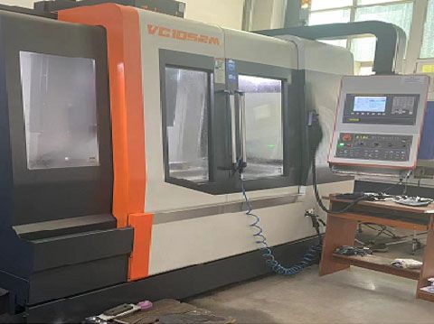High-speed CNC machining center for tooling at Jeancen Mold